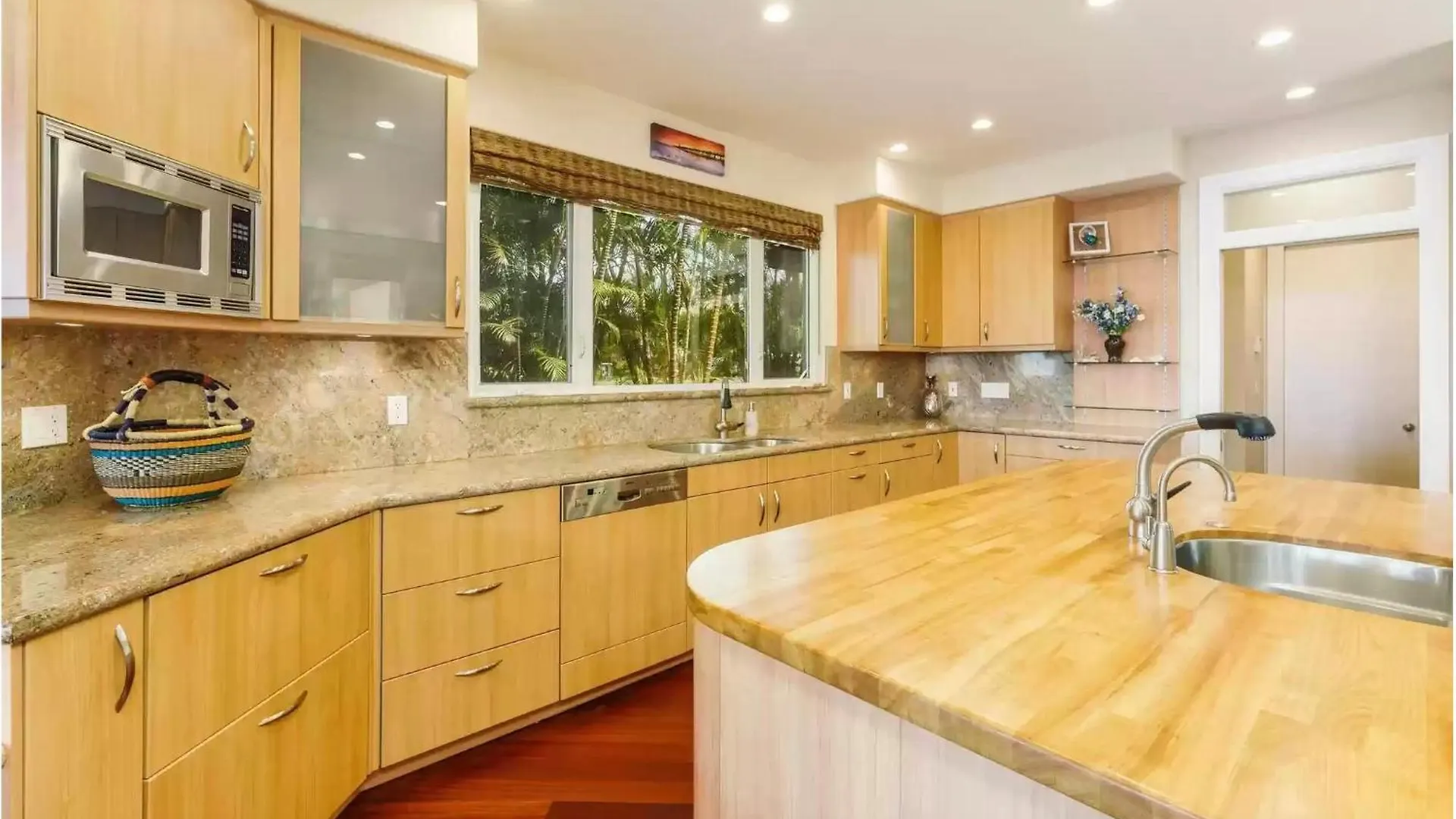 Breathtaking Oceanfront Lahaina Villa 0*,  United States